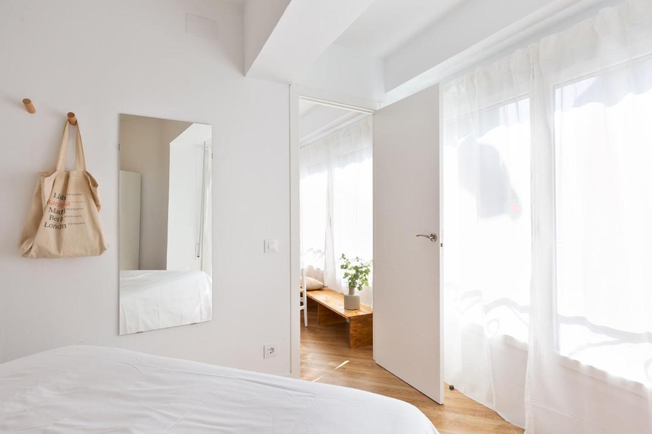 Wow Apartments By Olala Homes L'Hospitalet de Llobregat Exterior foto